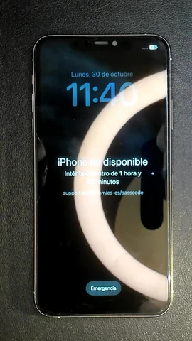 Apple iPhone 11 Pro Max de G**n antes de la reparación de pantalla