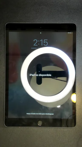 Apple iPad 9 10.2 (2021) de J**é antes de la reparación de batería