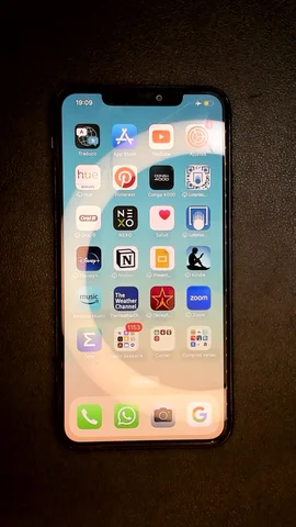 Foto tomada del Apple iPhone 11 Pro Max de E***a posterior a la reparación de auricular el 10 de Noviembre de 2023