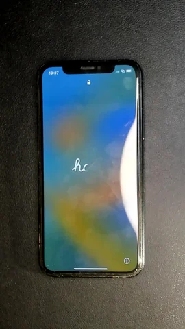 Apple iPhone 11 Pro de J**n antes de la reparación de micrófono