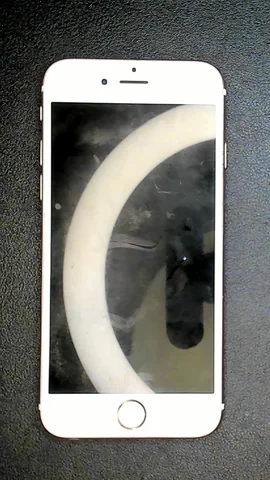 Apple iPhone 6s de M****l antes de la reparación de batería