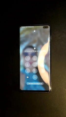 Foto tomada del Samsung Galaxy S10+ de Á*****s posterior a la reparación de pantalla el 13 de Diciembre de 2023