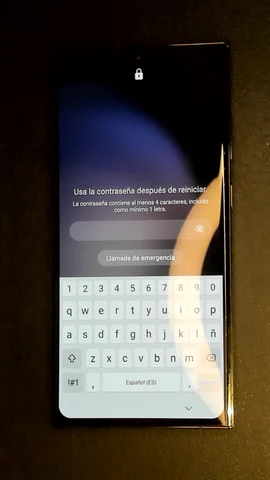 Foto tomada del Samsung Galaxy S23 Ultra de F*******o posterior a la reparación de pantalla el 27 de Diciembre de 2023