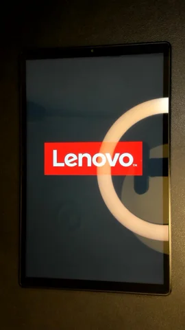 Foto tomada del Lenovo A8-50 A5500 de J**n posterior a la reparación de puerto de carga el 2 de Enero de 2024