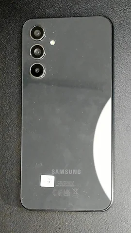 Samsung Galaxy A54 de C****n antes de la reparación de cámara trasera