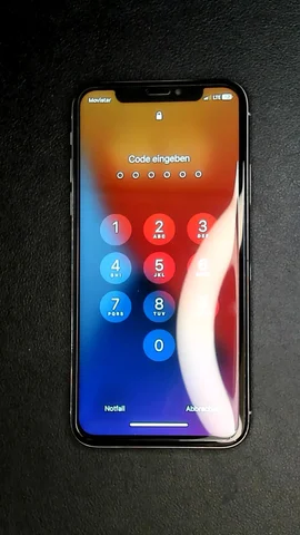 Foto tomada del Apple iPhone X de M****a posterior a la reparación de pantalla el 13 de Enero de 2024