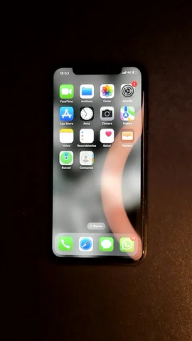 Foto tomada del Apple iPhone XS de N****s posterior a la reparación de pantalla el 17 de Enero de 2024