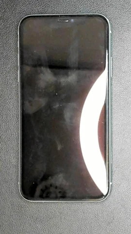 Apple iPhone 11 de J*****n antes de la reparación de sensor de proximidad