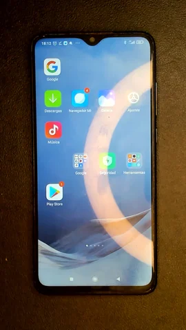 Xiaomi Redmi Note 8 Pro de M***a antes de la reparación de batería