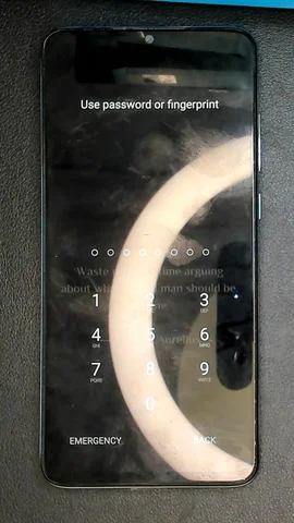 Xiaomi Redmi Note 8 Pro de J**n antes de la reparación de batería