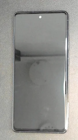 Samsung Galaxy S20 FE 5G de G*****o antes de la reparación de pantalla y batería