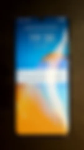 Foto tomada del Huawei P30 Pro de A**x posterior a la reparación de puerto de carga el 14 de Febrero de 2024