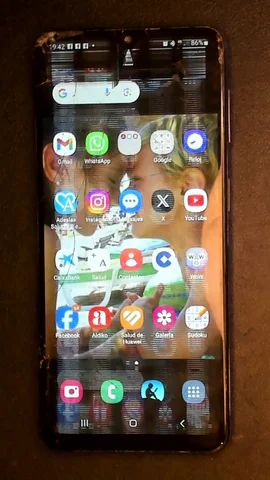 Samsung Galaxy A32 5G de M*****a antes de la reparación de pantalla