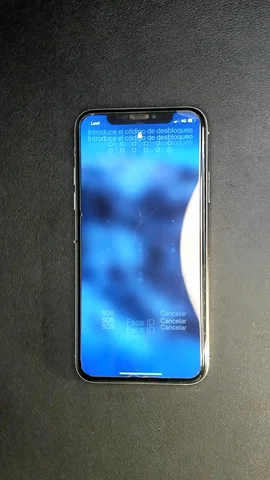 Foto tomada del Apple iPhone X de J**é posterior a la reparación de batería y puerto de carga y micrófono el 4 de Marzo de 2024