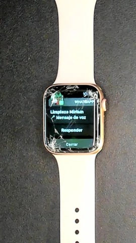 Apple Watch Serie 5 44mm de M***a antes de la reparación de cristal (sólo cristal y no el digitalizador) y batería