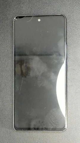 Samsung Galaxy A53 5G de V******a antes de la reparación de batería