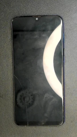 Samsung Galaxy A30s de V******a antes de la reparación de pantalla