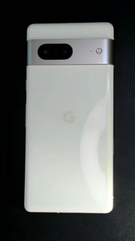 Foto tomada del Google Pixel 7 de J***e posterior a la reparación de tapa trasera el 10 de Abril de 2024