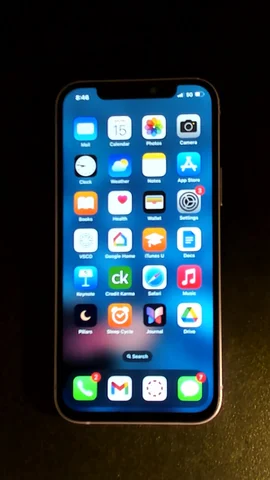 Foto tomada del Apple iPhone 12 de I***e posterior a la reparación de pantalla el 15 de Abril de 2024