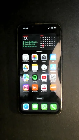 Apple iPhone 13 Pro de M****l antes de la reparación de batería