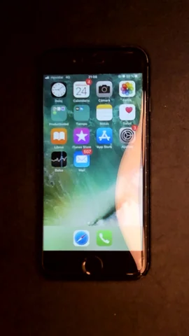 Foto tomada del Apple iPhone 7 de G*****o posterior a la reparación de pantalla el 23 de Abril de 2024