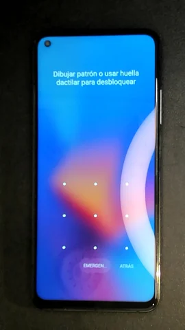 Foto tomada del Xiaomi Mi 10T Pro 5G de A*****o posterior a la reparación de puerto de carga y micrófono el 23 de Abril de 2024