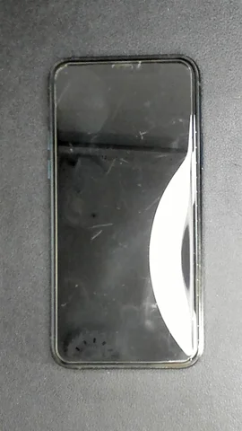 Apple iPhone 11 Pro de A*****o antes de la reparación de puerto de carga