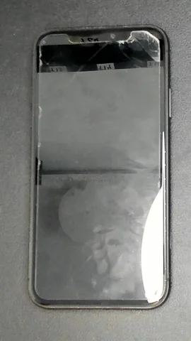 Apple iPhone 11 de M****l antes de la reparación de batería