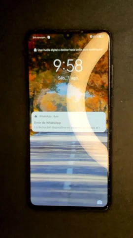 Foto tomada del Huawei P30 de C******o posterior a la reparación de pantalla el 7 de Mayo de 2024