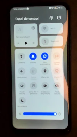 Foto tomada del Huawei P Smart Z de M***a posterior a la reparación de pantalla el 8 de Mayo de 2024