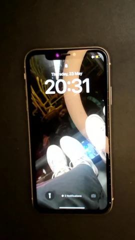 Foto tomada del Apple iPhone 11 de R***n posterior a la reparación de pantalla el 23 de Mayo de 2024