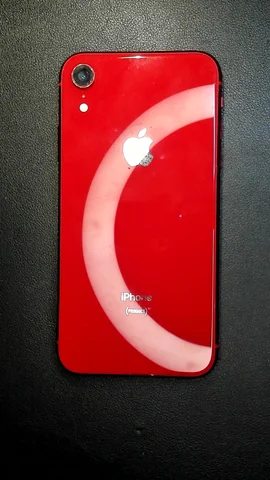 Foto tomada del Apple iPhone XR de J**é posterior a la reparación de pantalla y lente de cámara trasera el 19 de Agosto de 2024