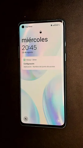 Foto tomada del OnePlus 8 de D***d posterior a la reparación de auricular el 27 de Agosto de 2024