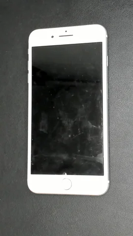 Apple iPhone 8 Plus de G*****o antes de la reparación de auricular