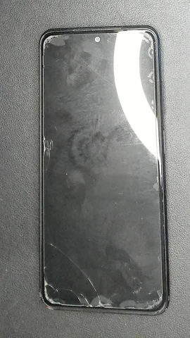 Xiaomi Redmi Note 10S de J****r antes de la reparación de puerto de carga y micrófono