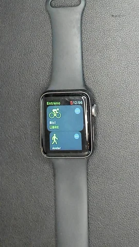 Foto tomada del Apple Watch Serie 3 42mm de J****n posterior a la reparación de batería el 27 de Noviembre de 2024