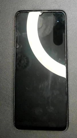 Oppo Find X2 Lite de M****l antes de la reparación de pantalla