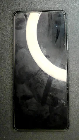 Xiaomi 11T Pro de H**o antes de la reparación de batería