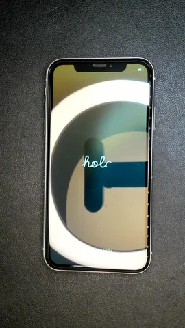 Foto tomada del Apple iPhone XR de C****n posterior a la reparación de puerto de carga el 24 de Febrero de 2025