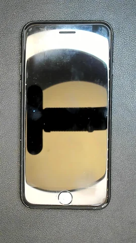 Apple iPhone 7 de C******a antes de la reparación de batería