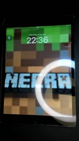 Foto tomada del Apple iPad 9 10.2 (2021) de A****s posterior a la reparación de cristal digitalizador el 21 de Abril de 2025