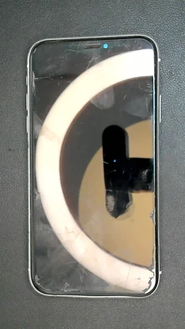 Apple iPhone XR de J****r antes de la reparación de batería