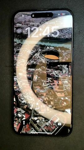 Foto tomada del Apple iPhone 15 Pro Max de L**s posterior a la reparación de pantalla el 24 de Abril de 2025