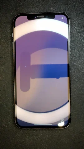 Foto tomada del Apple iPhone 12 Pro de A*******o posterior a la reparación de batería el 29 de Abril de 2025