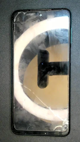 Xiaomi Redmi Note 9 Pro de J**é antes de la reparación de pantalla