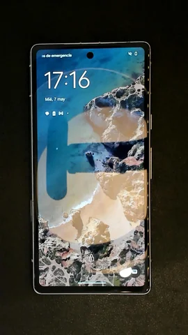 Foto tomada del Google Pixel 7a de N**o posterior a la reparación de pantalla el 2 de Mayo de 2025