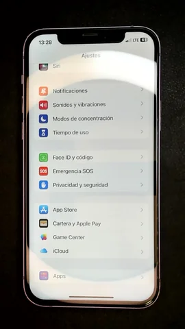 Foto tomada del Apple iPhone 12 de C****n posterior a la reparación de pantalla el 15 de Mayo de 2025
