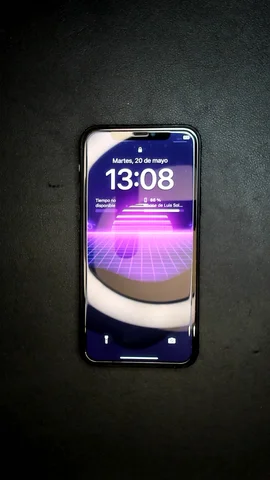 Foto tomada del Apple iPhone 11 Pro de L**s posterior a la reparación de pantalla el 17 de Mayo de 2025