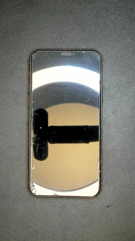 Foto tomada del Apple iPhone 11 Pro de M******a posterior a la reparación de batería el 22 de Mayo de 2025