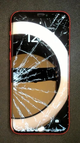 Foto tomada del Apple iPhone 12 de R****l posterior a la reparación de batería el 30 de Mayo de 2025